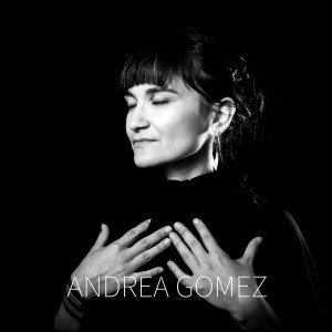Listen to Necesito Hablarte song with lyrics from Andrea Gómez