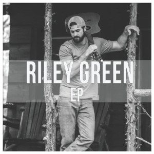 ดาวน์โหลดและฟังเพลง Almost พร้อมเนื้อเพลงจาก Riley Green