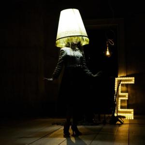 ดาวน์โหลดและฟังเพลง Circulation พร้อมเนื้อเพลงจาก Blaine L. Reininger
