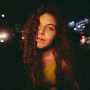 ดาวน์โหลดและฟังเพลง Bienvenidos al tren พร้อมเนื้อเพลงจาก Lorena Blume