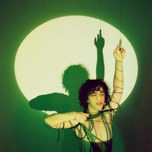 收聽Ethan Bortnick的engravings (Explicit)歌詞歌曲