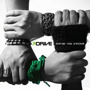 Dengarkan lagu Katakanlah nyanyian Drive dengan lirik