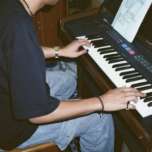 default playlist img