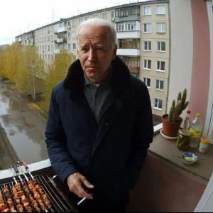 收聽NKN的paus (feat. NKN susan) (Explicit)歌詞歌曲