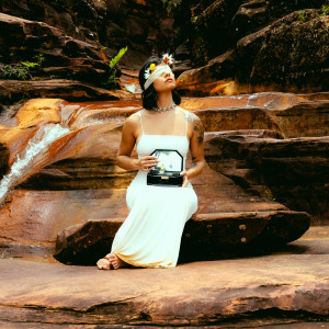 อัลบัม Nada (comigo) ศิลปิน Luana Pimentel