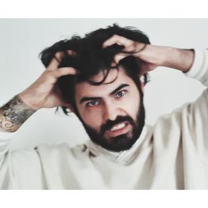 ดาวน์โหลดและฟังเพลง Hipnotizat พร้อมเนื้อเพลงจาก Cazacov