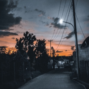 收听Anxdika的Lost Interest歌词歌曲