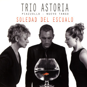 Dengarkan Soledad lagu dari Trio Astoria dengan lirik