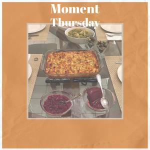 Various的专辑Moment Thursday