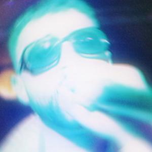 收聽Callaito的Baianá歌詞歌曲