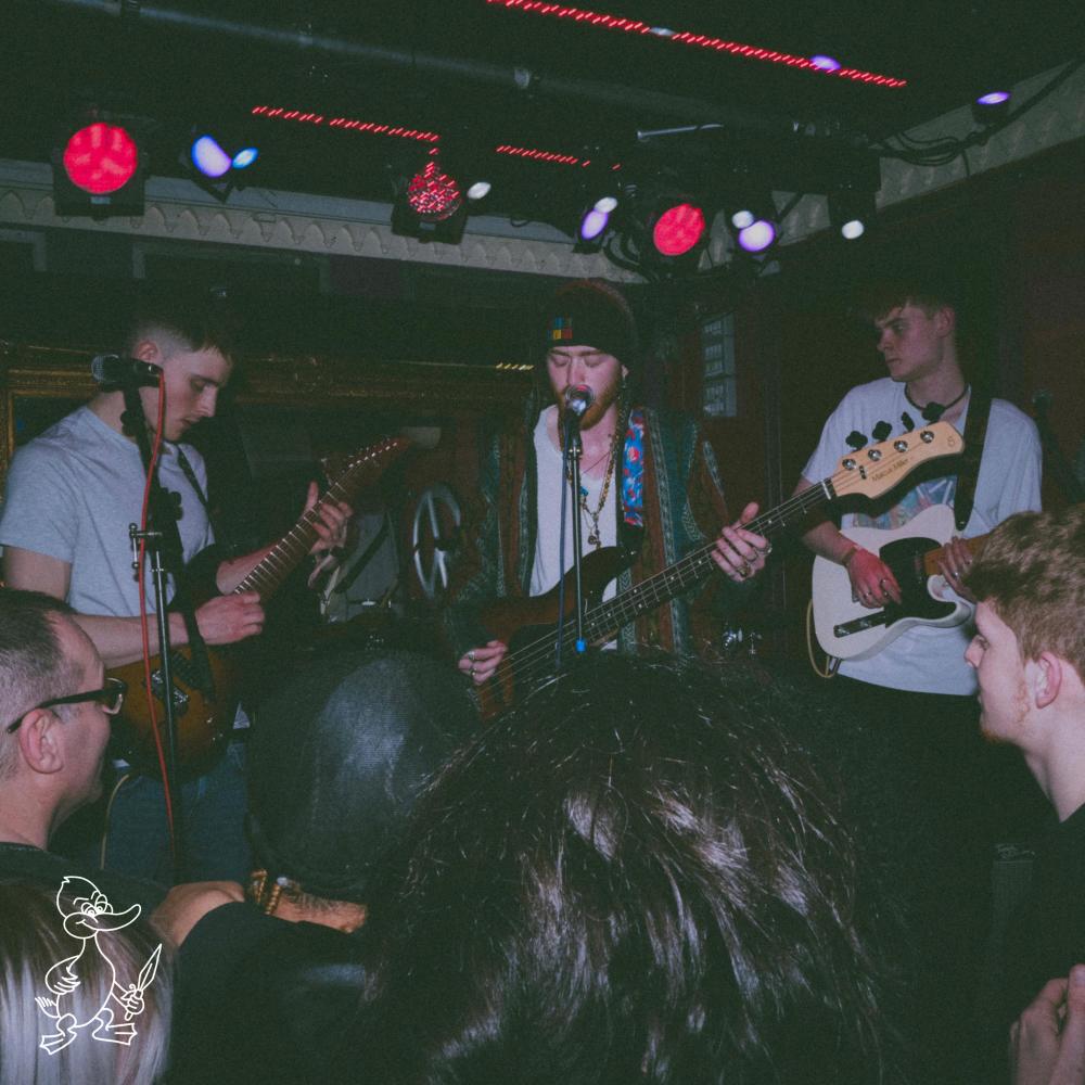 meet in the middle (Live)