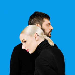 ดาวน์โหลดและฟังเพลง Des baisers พร้อมเนื้อเพลงจาก Madame Monsieur