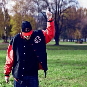 Listen to Jauda(feat. Alena & EdgeCore) song with lyrics from Andre