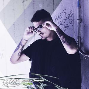 收聽Franco Lorenzo的Moon歌詞歌曲