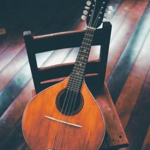 收听Topan Gareng的Buah Ati歌词歌曲