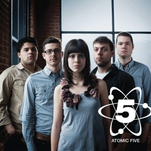 ดาวน์โหลดและฟังเพลง Channel พร้อมเนื้อเพลงจาก Atomic Five