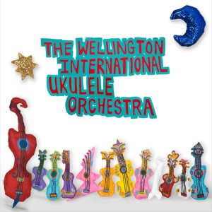 Dengarkan lagu Jolene nyanyian The Wellington International Ukulele Orchestra dengan lirik