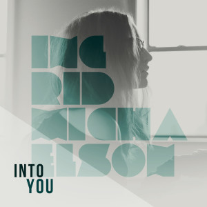 收聽Ingrid Michaelson的Into You歌詞歌曲