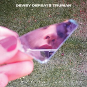收聽Dewey Defeats Truman的Serpent's Kiss歌詞歌曲
