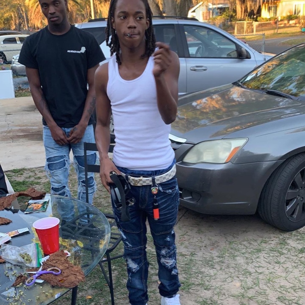 Spazzin (feat. Skipp) (Explicit)