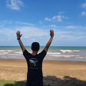 Dengarkan SARANJANA 2023 lagu dari DJ Fredy dengan lirik