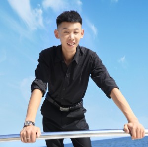 Listen to 哥哥爱老妹儿 (伴奏) song with lyrics from 李小肚
