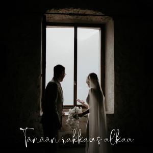收聽Halava的Tänään rakkaus alkaa (feat. Kaisa Leskinen)歌詞歌曲