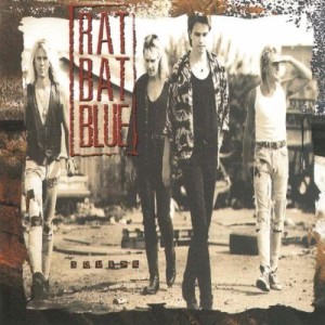 ดาวน์โหลดและฟังเพลง Back In The Back Seat พร้อมเนื้อเพลงจาก Rat Bat Blue
