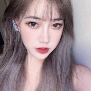 Dengarkan lagu All Falls Down (抖音热播) nyanyian 苏可可 dengan lirik