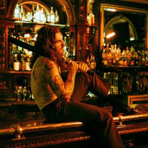 Listen to Throne song with lyrics from Colletto Bianco