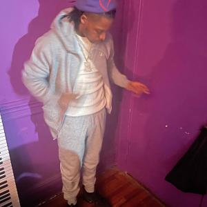 收聽Yungslimeruga的OT5 (feat. Gatgang) (Explicit)歌詞歌曲