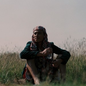 Dengarkan lagu ไทบ้าน (Explicit) nyanyian Trip J dengan lirik