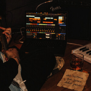 default playlist img