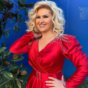 Album Tash e di oj nane cka eshte evladi from Shyhrete Behluli