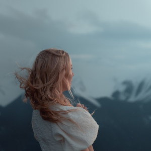 收聽Abøn的Someone to Watch Over Me歌詞歌曲