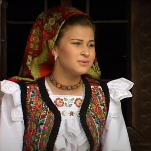 Album Pa Ulita-n Sus Si-n Jos from Oana Tomoiaga