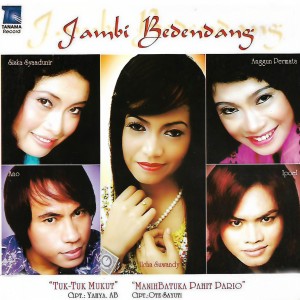 Dengarkan Gadis Rimbo Bujang lagu dari Ipoel dengan lirik