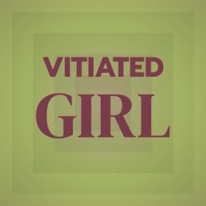 Dengarkan lagu Surfie Cheerleaders nyanyian Maan Bende dengan lirik