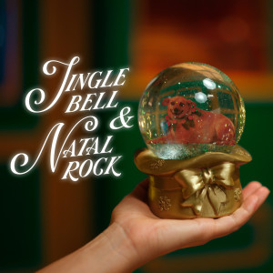 Listen to Jingle Bell & Natal Rock song with lyrics from Guaraná Antarctica