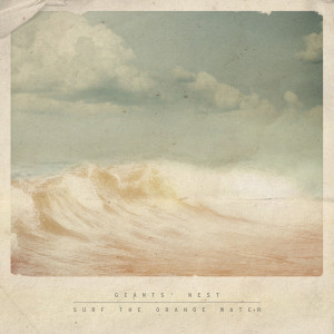 ดาวน์โหลดและฟังเพลง Hats พร้อมเนื้อเพลงจาก Giants' Nest