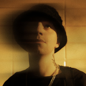 Listen to Parasole song with lyrics from Cooks