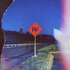 ดาวน์โหลดและฟังเพลง Bad พร้อมเนื้อเพลงจาก Mokita