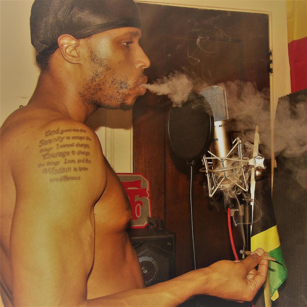On My Mama (Explicit)