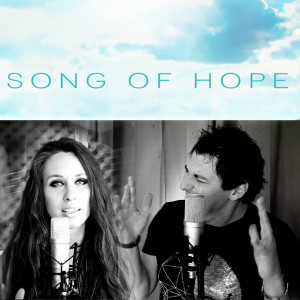 Dengarkan lagu Song of Hope nyanyian Johnny Gioeli dengan lirik