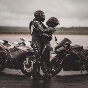 收聽AnJuy音樂神的簡單的幸福（DJ版） (DJ版)歌詞歌曲