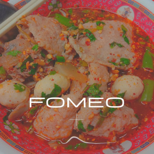 Listen to เราแค่ต้องการมีใครสักคนที่ผ่านเข้ามาเพื่อบอกว่าก๋วยเตี๋ยวร้านนี้มันอร่อยเพียงใด song with lyrics from โฟม กิติคุณ