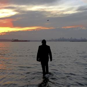 ดาวน์โหลดและฟังเพลง FOR THE NIGHT. (Explicit) พร้อมเนื้อเพลงจาก Vita Flare