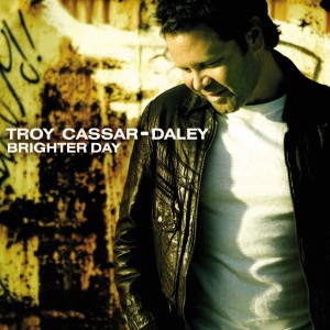 收聽Troy Cassar-Daley的Long as I Dont See You歌詞歌曲