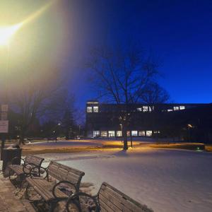 Cxrter的專輯cameras out! (feat. notahero, halfhearted, KiddAmo, brecken, lil booj, yungcray & Vails) [Explicit]