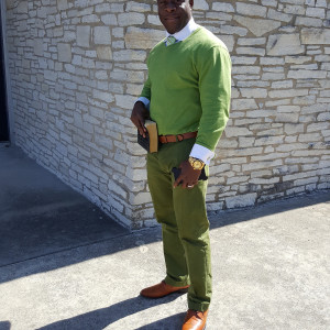 Dengarkan lagu Tonight (feat. Ecurb) nyanyian Marlon Davis dengan lirik